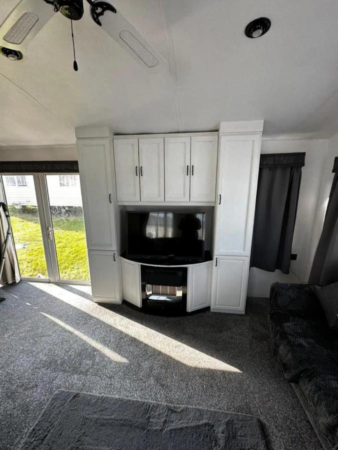 Eastchurch 2 Bedroom Caravan With Sea Views מראה חיצוני תמונה